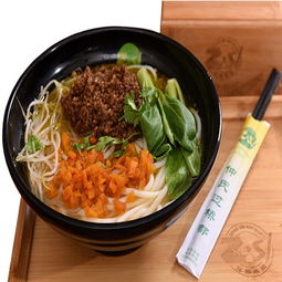 品味地道風味，共贏餐飲未來 仲氏米線產品、門店與加盟服務全解析